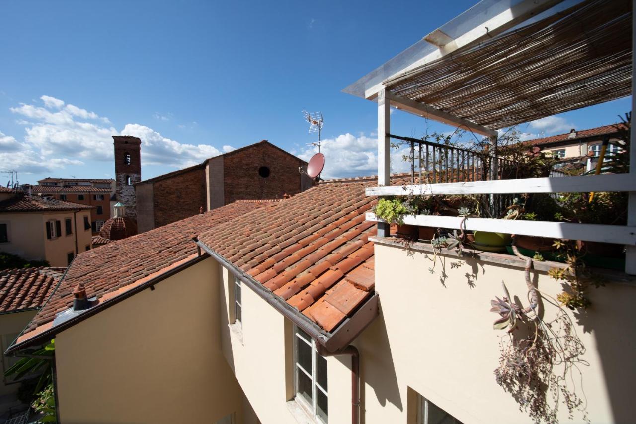 Ferienwohnung Residenza Al Pavone Luxury With Terrace Lucca Exterior foto