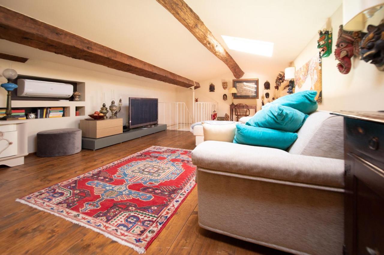 Ferienwohnung Residenza Al Pavone Luxury With Terrace Lucca Exterior foto