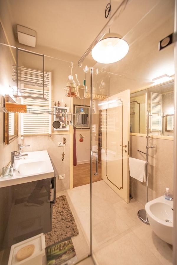 Ferienwohnung Residenza Al Pavone Luxury With Terrace Lucca Exterior foto